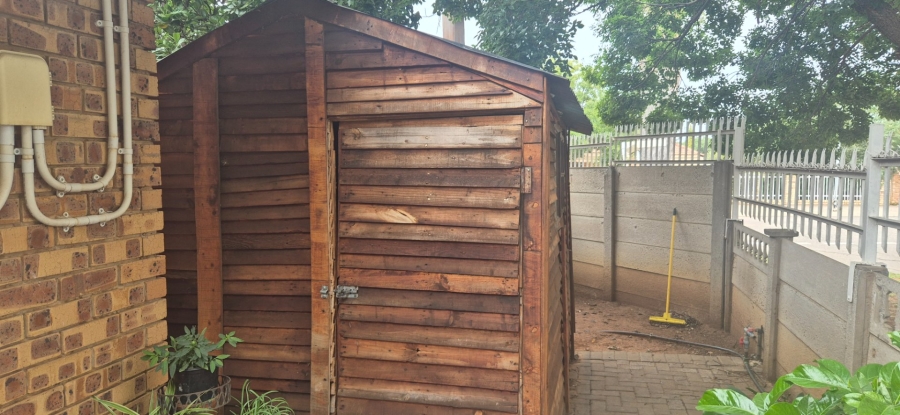 2 Bedroom Property for Sale in Uitsig Free State